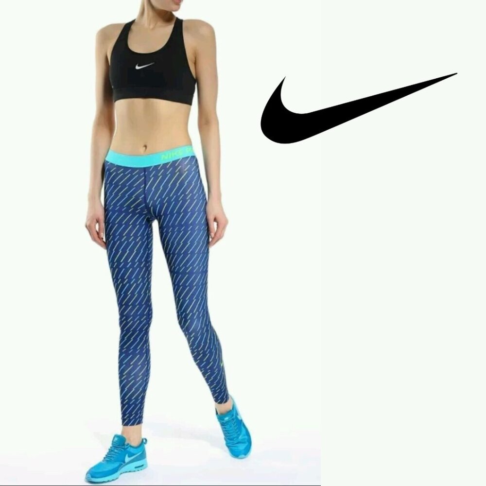Nike Pro Core Bolt Print Compression Tights - Medium